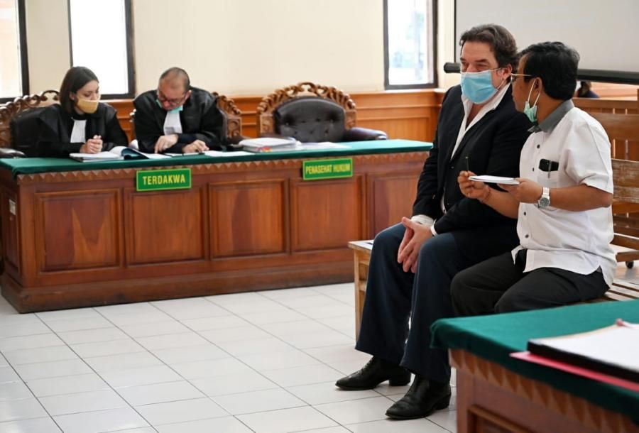 podiumnews.com-Soal Kasus Bule Aniaya Staff Villa Dikatakan Tidak Sesuai Fakta